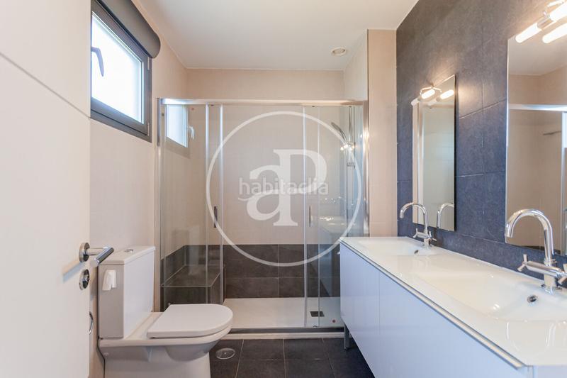 Foto 2aabb7cf-f64d-45d9-850b-b3d71d0d59d1. Affitto casa a schiera con riscaldamento parcheggio piscina in Pozuelo de Alarcón