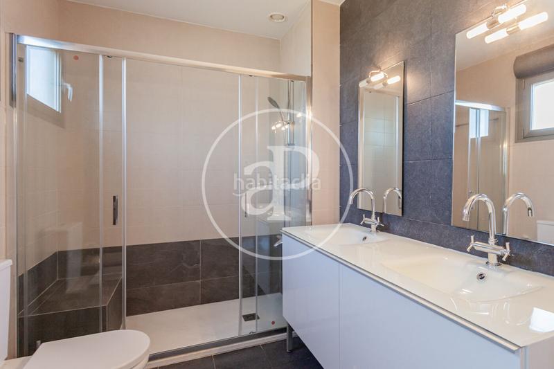 Foto 376315d9-bd41-4135-95d9-726ca768e7ec. Alquiler casa adosada chalet en alquiler en La Finca en Pozuelo de Alarcón