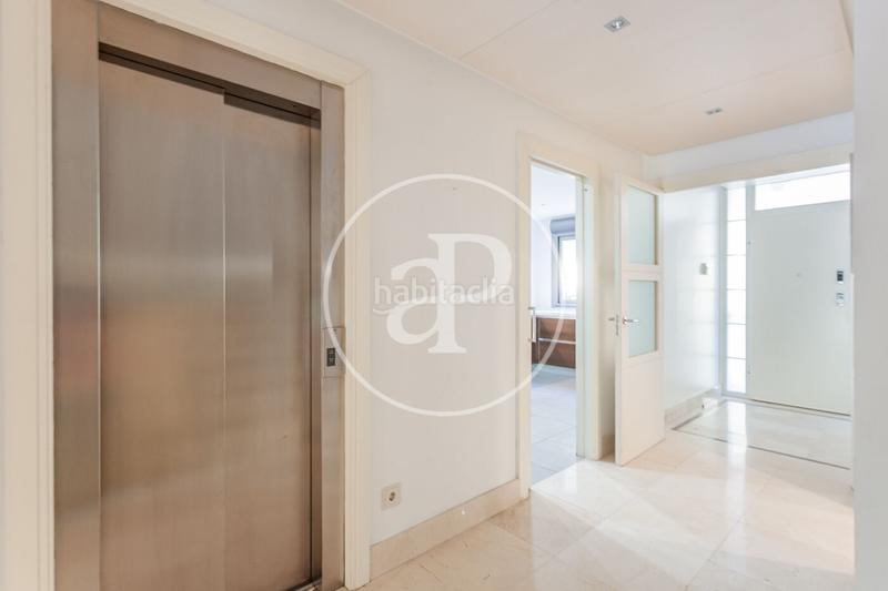 Foto 46df9ffa-ba11-48a9-9a68-6d6a572776de. Alquiler casa adosada chalet en alquiler en La Finca en Pozuelo de Alarcón