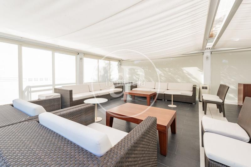 Foto b73de641-0a55-43c9-a683-82207c77c35d. Casa amb calefacció aparcament piscina a Conde Orgaz - Piovera Madrid
