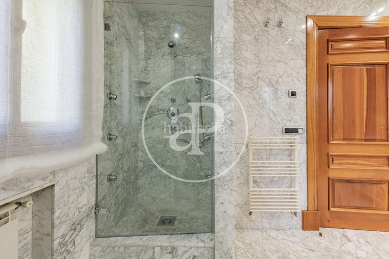 Foto c035bee9-1e96-4d82-b004-45b72b93a36c. Casa amb calefacció aparcament piscina a Conde Orgaz - Piovera Madrid