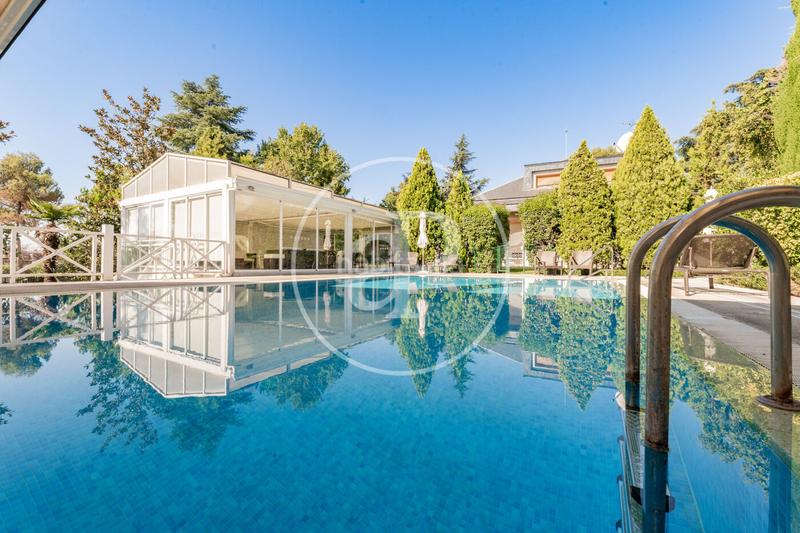 Foto ea80edfd-f023-4ad2-8c1d-bb93f44c5985. Casa amb calefacció aparcament piscina a Conde Orgaz - Piovera Madrid