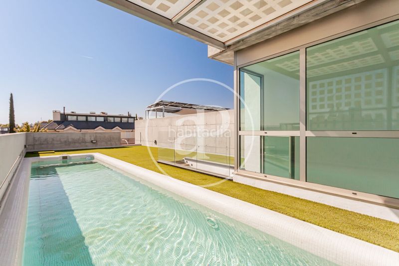 Foto 01ffa3ab-6b29-4c15-9d8c-2f0b23b549bd. Reihenhaus mit heizung parking pool in Ciudad Universitaria Madrid
