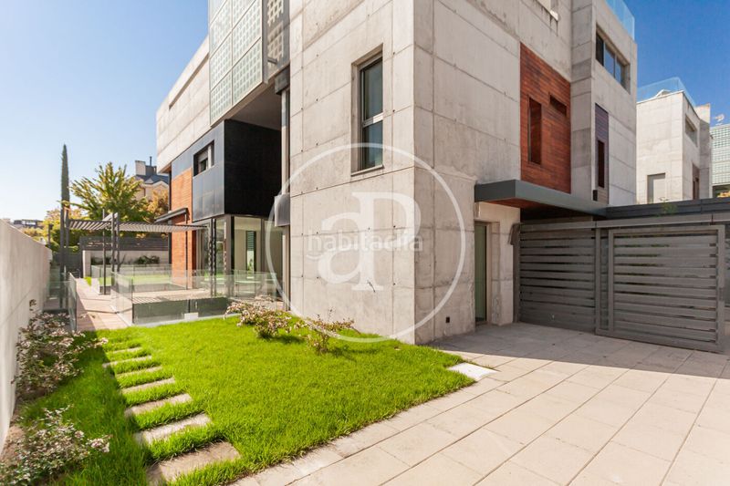 Foto c6c18f19-ce72-4256-97fc-444d7dea26bb. Reihenhaus mit heizung parking pool in Ciudad Universitaria Madrid