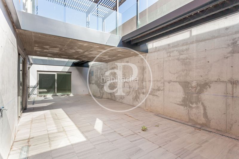 Foto f94bb2d6-4429-4452-9c8b-43ee90dff0d6. Reihenhaus mit heizung parking pool in Ciudad Universitaria Madrid