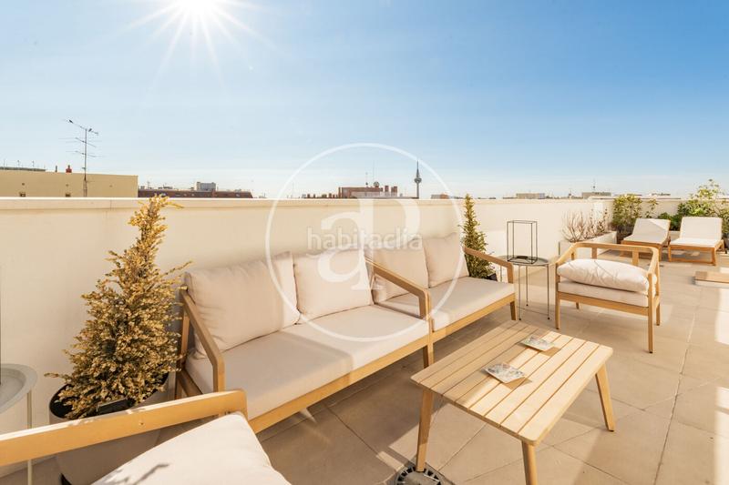 Foto 08155b30-e648-4e49-a993-a7d16d5ecb22. Location attique avec chauffage parking dans Lista Madrid