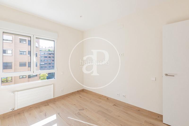 Foto 4ea0300c-491a-46be-82c1-2b4274357d3e. Rent flat with heating parking in Pacífico Madrid