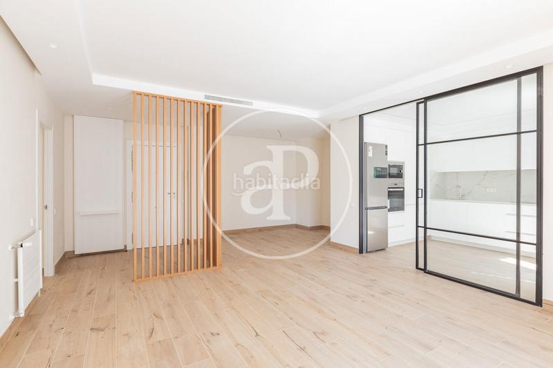 Foto 608cbc13-42a4-4fa2-82b3-e0e26b86a336. Rent flat with heating parking in Pacífico Madrid