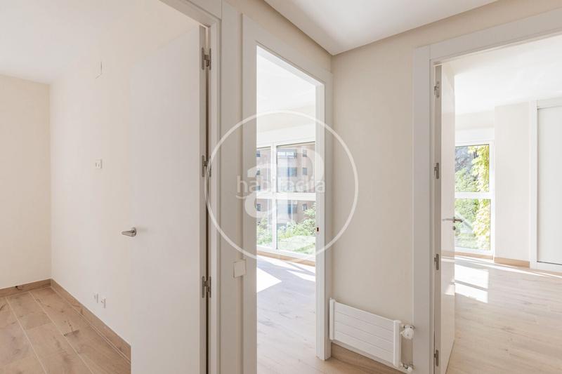 Foto cec3e5ea-c496-47b9-994b-74b0097284d4. Rent flat with heating parking in Pacífico Madrid