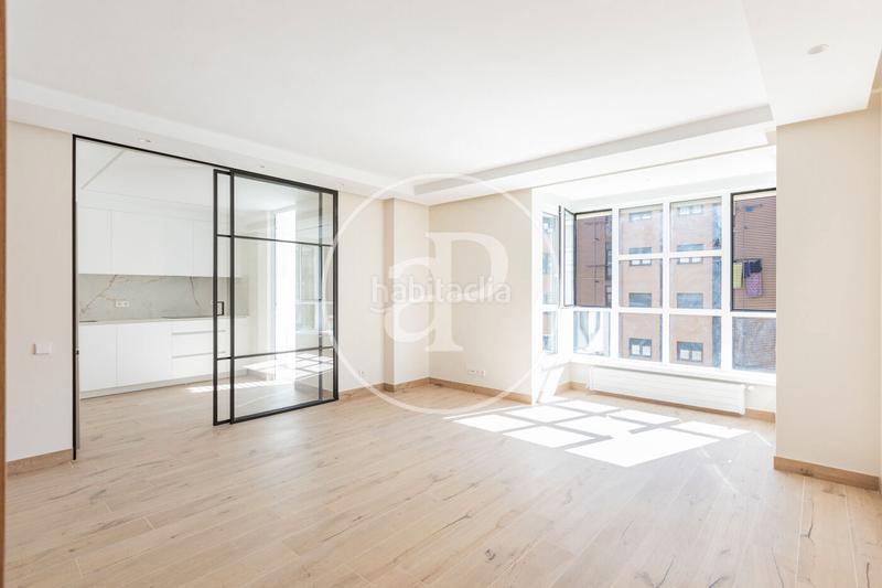 Foto e15fab08-8502-4415-af06-ab9358e4d3e5. Rent flat with heating parking in Pacífico Madrid