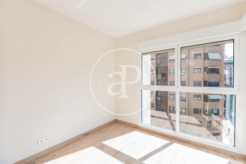 Foto ea8175d9-e1cf-45c5-b774-59decf9a689f. Rent flat with heating parking in Pacífico Madrid
