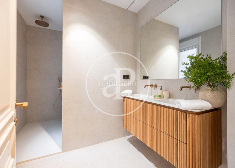 Foto 38a95b5c-4827-4644-acbd-06bf253b350b. Piso  en venta en recoletos en Castellana Madrid