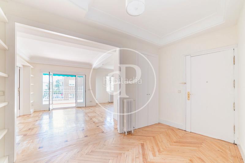 Foto 7ed83d46-4212-4b50-ae4f-5e48d25a04a7. Alquiler piso  en alquiler en calle fortuny en Madrid