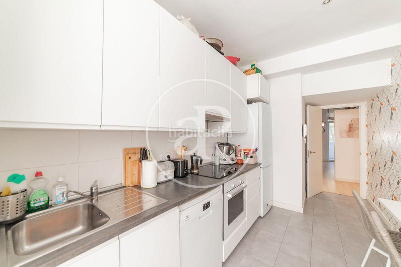 Foto 648be995-c395-47d2-a757-f7f175299ab4. Location appartement avec chauffage parking dans Hispanoamérica-Bernabéu Madrid