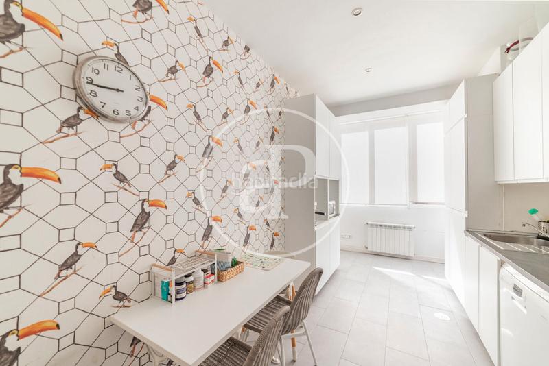 Foto a5378d7c-be7d-42f8-bb14-33bed9dee801. Location appartement avec chauffage parking dans Hispanoamérica-Bernabéu Madrid