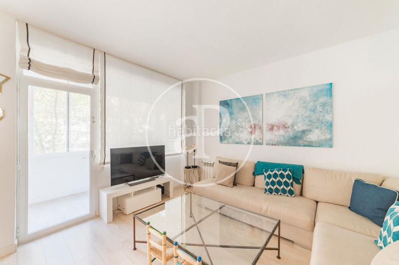 Foto ed1de3c7-797c-40b7-ae75-e44c1dc4c6b3. Location appartement avec chauffage parking dans Hispanoamérica-Bernabéu Madrid