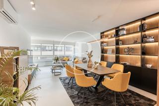 Etagenwohnung in C. de Raimundo Fernández Villaverde