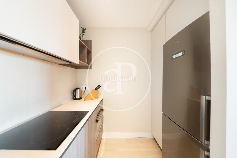 Foto 20f765bd-ea7b-4ea7-9d16-38263a77cd66. Location attique avec chauffage parking dans Goya Madrid