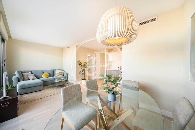 Foto 55e1e6b0-7227-42be-8471-a2579dddbb6c. Rent penthouse with heating parking in Goya Madrid