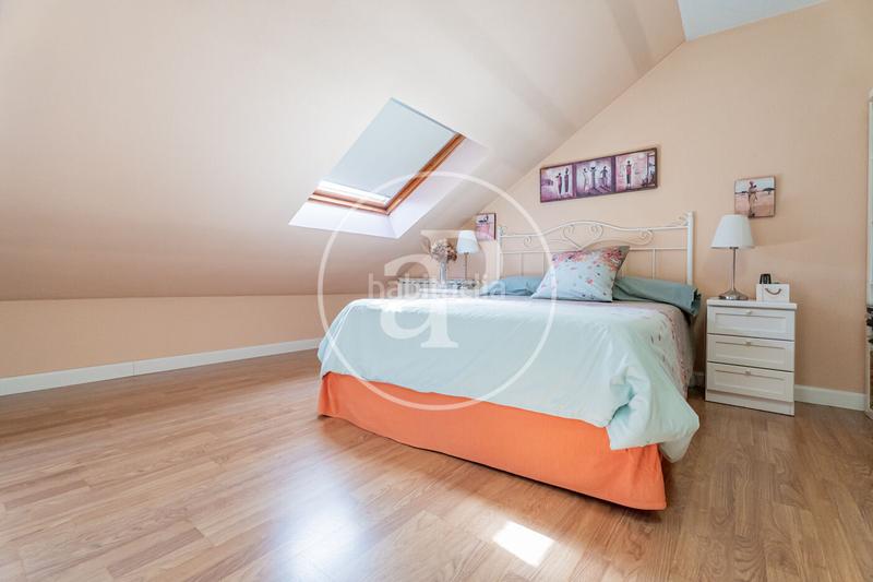 Foto 2ac645a8-8df6-4165-b9cd-47dccca35f60. Reihenhaus mit heizung parking pool in Estación Pozuelo de Alarcón