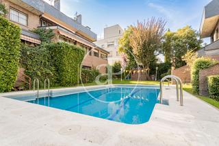 Reihenhaus in Estación. Chalet adosado en venta pozuelo