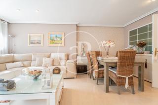 Reihenhaus in Estación. Chalet adosado en venta pozuelo