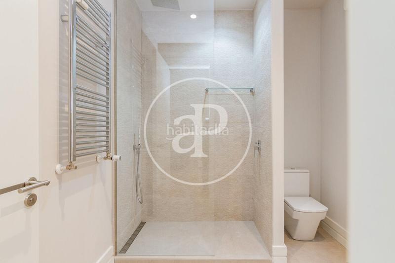 Foto ad2d8819-eb6d-4d99-be05-f101fec9a60d. Affitto appartamento con riscaldamento parcheggio in Madrid