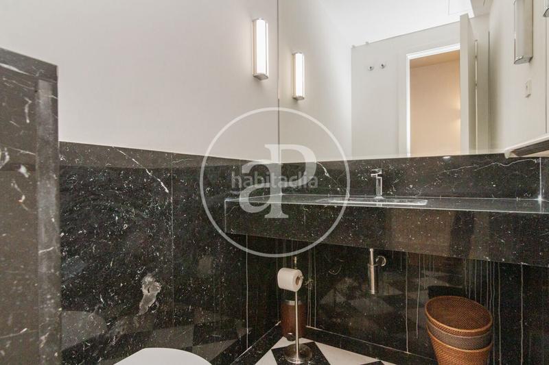 Foto 751f43a3-2244-4ec3-928f-6ea96ff135d0. Location appartement avec chauffage parking dans Cortes-Huertas Madrid