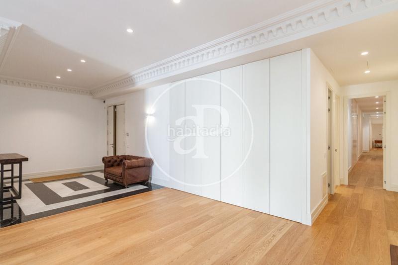 Foto 7e57ba33-776e-4dbd-bb72-9b28d3b03839. Location appartement avec chauffage parking dans Cortes-Huertas Madrid