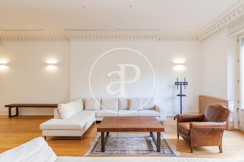 Foto d059eba5-13eb-4ffa-9217-e0e93271cb17. Location appartement avec chauffage parking dans Cortes-Huertas Madrid