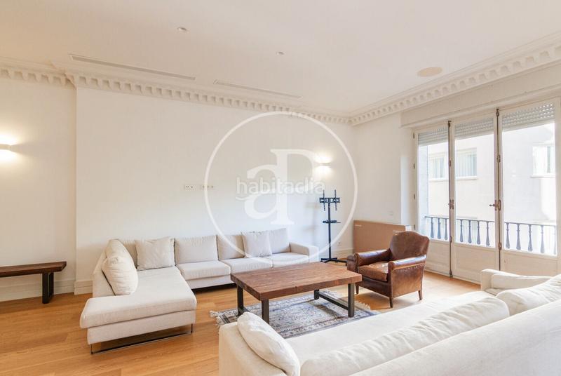 Foto fa67a8c8-c1da-4bbf-834d-c45b6eada363. Location appartement avec chauffage parking dans Cortes-Huertas Madrid