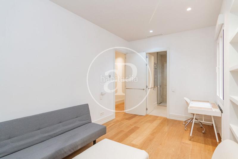 Foto 2d1f5573-83fc-4143-95fe-f0ca618e6bd8. Rent flat with heating parking in Cortes-Huertas Madrid