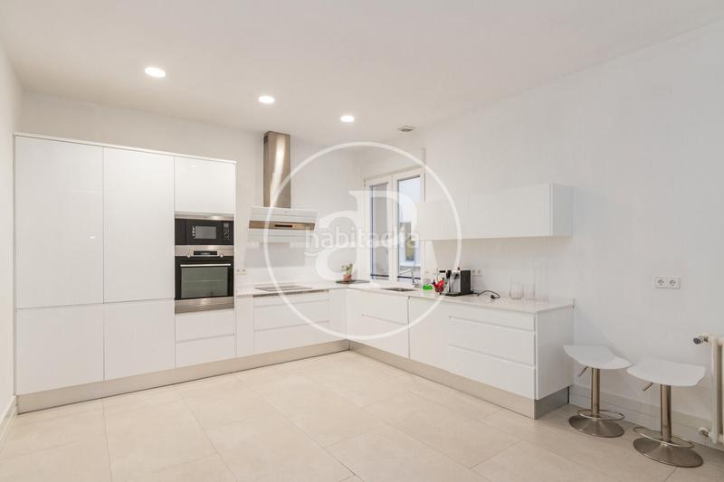 Foto c114f2ac-07e0-4c41-a1f9-072181d5c711. Rent flat with heating parking in Cortes-Huertas Madrid