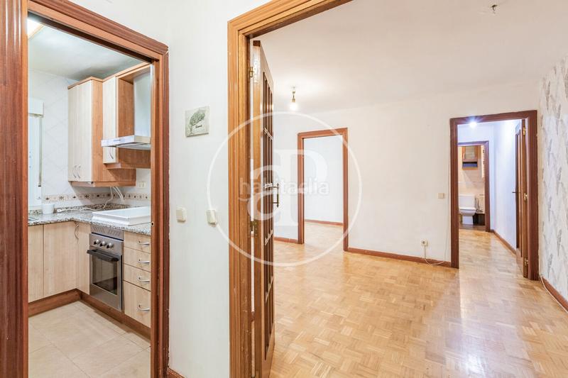 Foto 057da0f9-a16d-420e-bbd5-e14d596c0eef. Lloguer pis amb calefacció a Colina Madrid