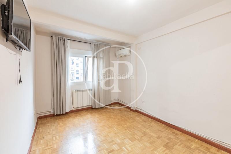 Foto 3dce89fd-4eec-435f-b502-f02b2f947163. Lloguer pis amb calefacció a Colina Madrid