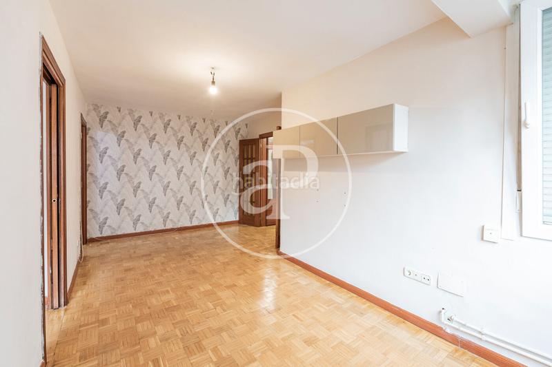 Foto 33dc9b38-2bff-4768-a973-8d625637d45b. Miete etagenwohnung mit heizung in Colina Madrid