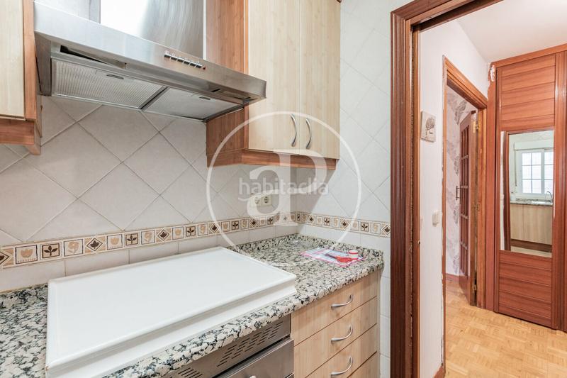 Foto 4a3c2be0-dc79-43ed-a4cd-0e6727c32fb6. Miete etagenwohnung mit heizung in Colina Madrid