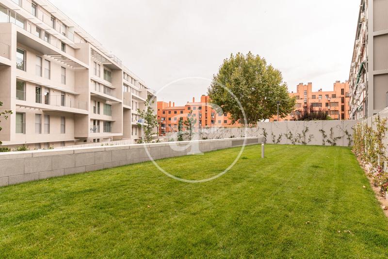 Foto d7ee804d-de3e-4c3e-af32-7ebcab809337. Lloguer pis amb calefacció aparcament piscina a Acacias Madrid