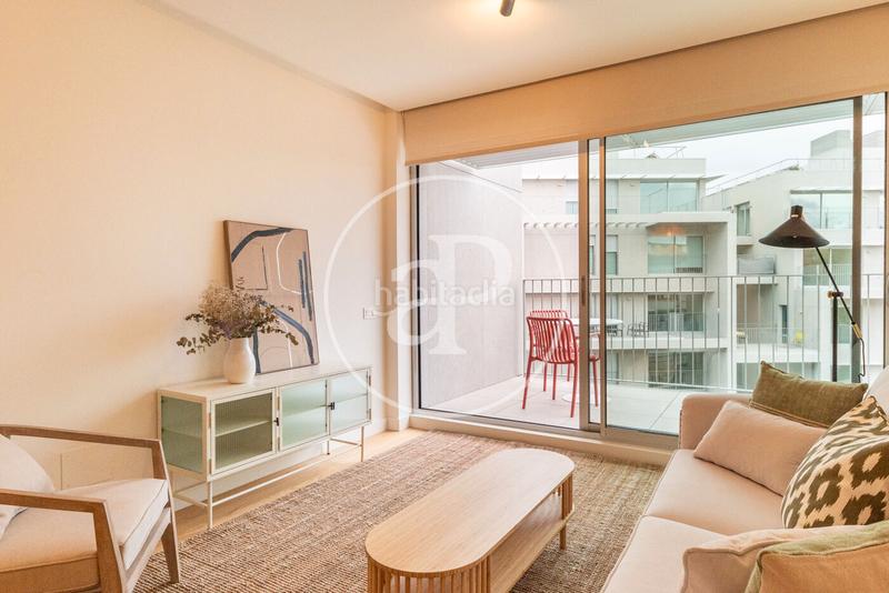 Foto 74514be7-4e75-4a1b-ba7e-99816575dd0f. Location appartement avec chauffage parking piscine dans Madrid