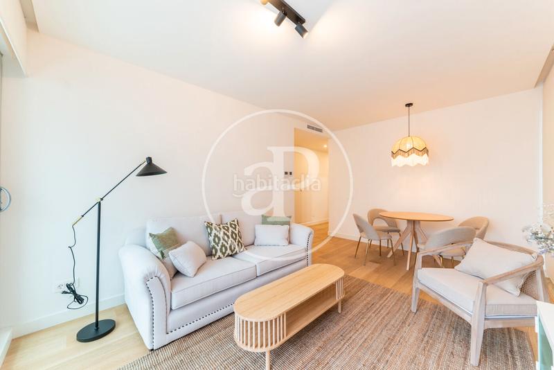 Foto afbfe63e-64f2-48bf-97ff-c1e597a24923. Location appartement avec chauffage parking piscine dans Madrid