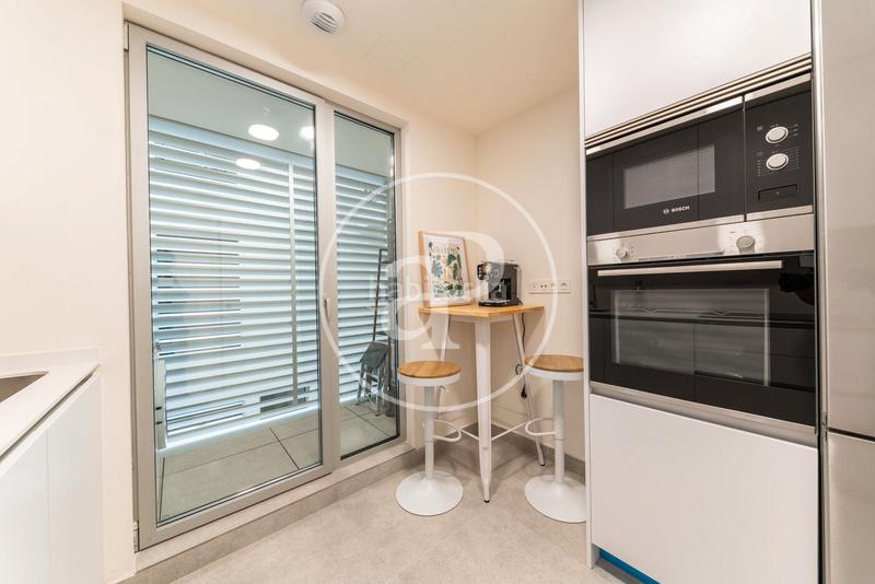 Foto bab97403-99db-4eeb-a42a-3ffe28b6fa46. Location appartement avec chauffage parking piscine dans Madrid