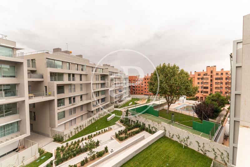 Foto 33e29a5f-6163-4a12-93ea-5f7c245e5a5f. Miete etagenwohnung mit heizung parking pool in Acacias Madrid