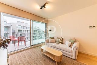 Miete Etagenwohnung  C. de carmen cobeña. Piso en alquiler en carmen cobeña.