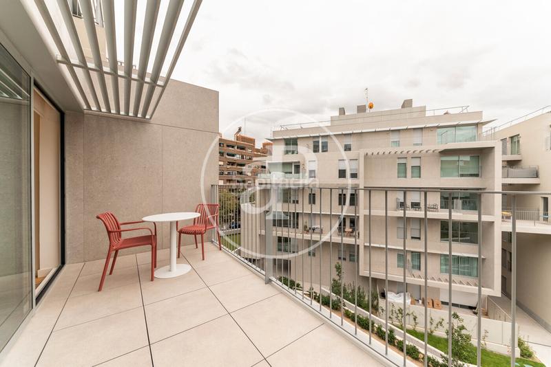 Foto b47a89d3-752f-44f0-827f-922ea78128c8. Miete etagenwohnung mit heizung parking pool in Acacias Madrid