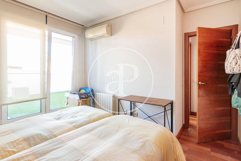 Foto ab8039ba-b271-4c9d-b043-43f7a61d10b8. Attique avec chauffage parking piscine dans Legazpi Madrid