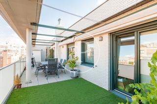 Àtic  C. de la antracita. Piso en venta en el barrio de los metales