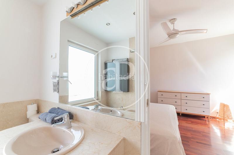 Foto efad9d80-90b9-4ec6-a3ea-b0c284bc8967. Àtic amb calefacció a Lista Madrid