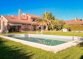 Maison à El Pinar-Punta Galea