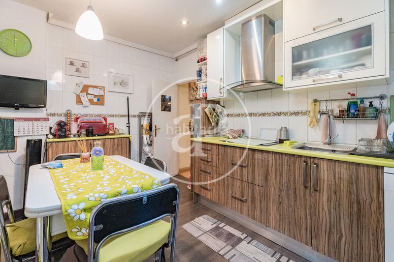 Foto f49a1248-737d-4fc6-8dfe-c0aa7f83a69a. Appartamento con riscaldamento in Cortes-Huertas Madrid