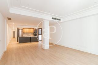 Miete Etagenwohnung  C. de evaristo san miguel. Piso en alquiler en calle evaristo san miguel